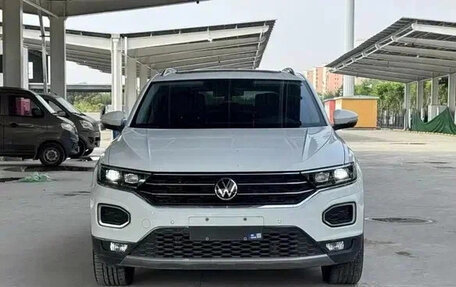 Volkswagen T-Roc I, 2022 год, 1 350 125 рублей, 2 фотография