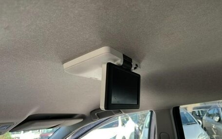 Toyota ISis I, 2013 год, 990 000 рублей, 7 фотография