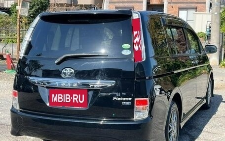 Toyota ISis I, 2013 год, 990 000 рублей, 3 фотография