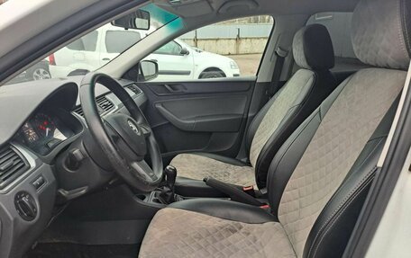 Skoda Rapid I, 2015 год, 849 000 рублей, 20 фотография