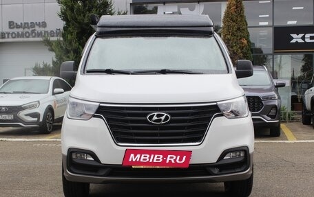 Hyundai Grand Starex Grand Starex I рестайлинг 2, 2020 год, 4 339 000 рублей, 2 фотография