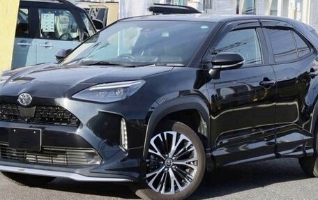 Toyota Yaris Cross, 2022 год, 1 506 000 рублей, 3 фотография