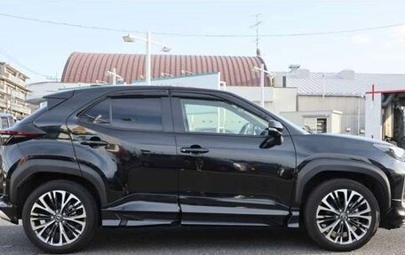 Toyota Yaris Cross, 2022 год, 1 506 000 рублей, 8 фотография