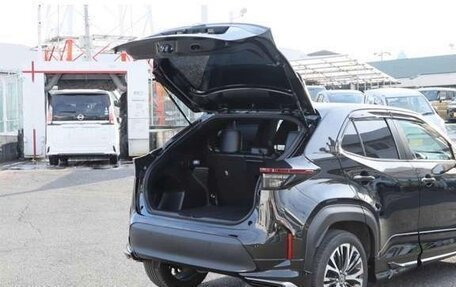 Toyota Yaris Cross, 2022 год, 1 506 000 рублей, 15 фотография