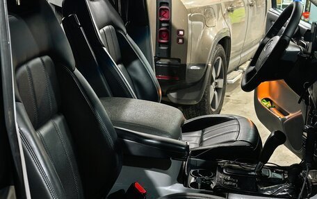 Toyota Land Cruiser 100 рестайлинг 2, 2001 год, 1 800 000 рублей, 8 фотография