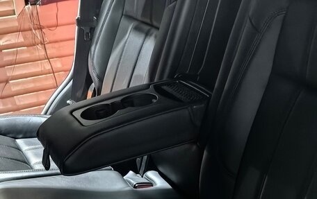 Toyota Land Cruiser 100 рестайлинг 2, 2001 год, 1 800 000 рублей, 13 фотография