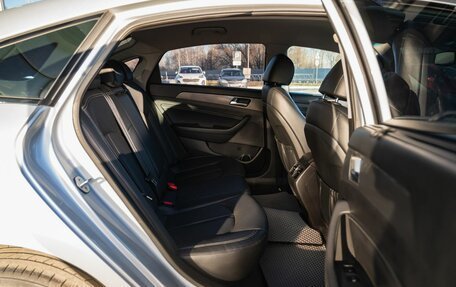 Hyundai Sonata VII, 2019 год, 2 150 000 рублей, 13 фотография