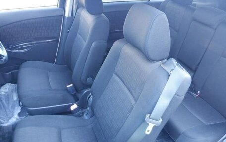 Toyota ISis I, 2012 год, 1 000 000 рублей, 8 фотография