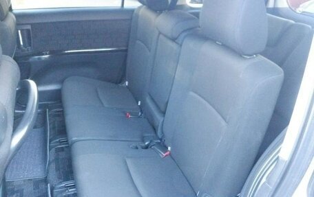 Toyota ISis I, 2012 год, 1 000 000 рублей, 14 фотография