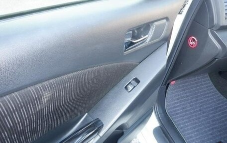 Toyota ISis I, 2012 год, 1 000 000 рублей, 9 фотография