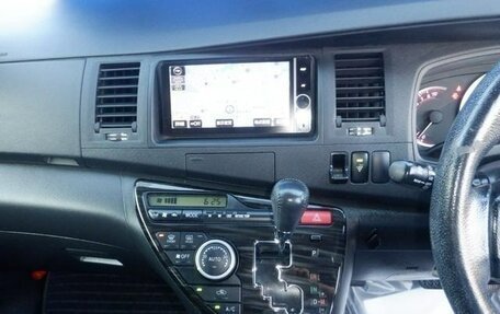 Toyota ISis I, 2012 год, 1 000 000 рублей, 20 фотография