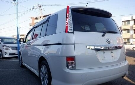 Toyota ISis I, 2012 год, 1 000 000 рублей, 29 фотография