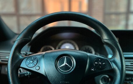 Mercedes-Benz E-Класс, 2010 год, 1 850 000 рублей, 13 фотография