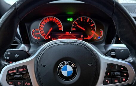 BMW 3 серия, 2019 год, 3 900 000 рублей, 12 фотография