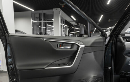 Toyota RAV4, 2025 год, 4 150 000 рублей, 14 фотография