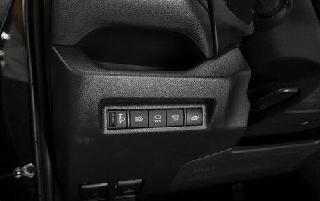 Toyota RAV4, 2025 год, 4 150 000 рублей, 16 фотография