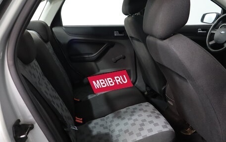 Ford Focus II рестайлинг, 2005 год, 299 000 рублей, 12 фотография