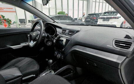 KIA Rio III рестайлинг, 2013 год, 799 000 рублей, 13 фотография