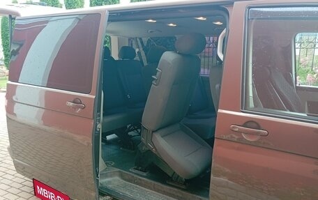 Volkswagen Caravelle T5, 2012 год, 1 500 000 рублей, 9 фотография