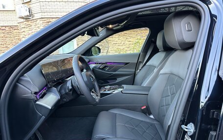 BMW 5 серия, 2024 год, 8 290 000 рублей, 10 фотография