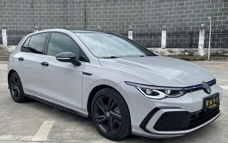 Volkswagen Golf VIII, 2021 год, 1 500 000 рублей, 2 фотография