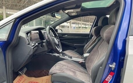 Volkswagen Golf VIII, 2021 год, 1 500 000 рублей, 7 фотография