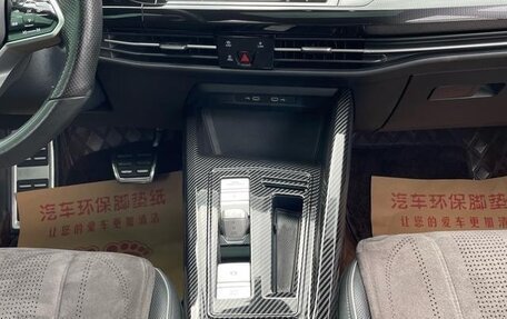 Volkswagen Golf VIII, 2021 год, 1 500 000 рублей, 14 фотография