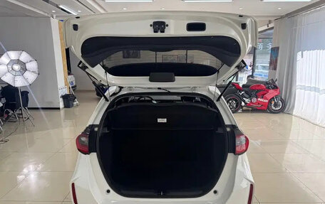 Honda Fit, 2021 год, 1 400 000 рублей, 19 фотография