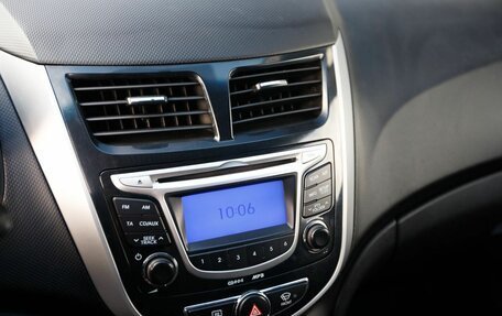 Hyundai Solaris II рестайлинг, 2012 год, 769 000 рублей, 13 фотография