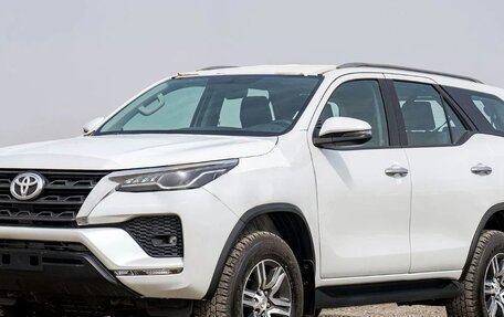 Toyota Fortuner II, 2025 год, 5 042 000 рублей, 2 фотография