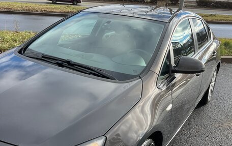 Opel Astra J, 2013 год, 900 000 рублей, 6 фотография