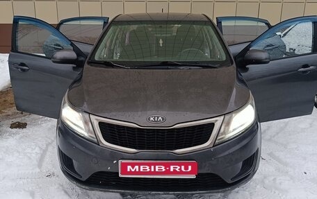 KIA Rio III рестайлинг, 2012 год, 595 000 рублей, 1 фотография