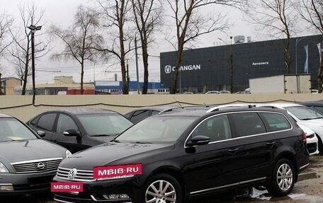 Volkswagen Passat B7, 2011 год, 899 000 рублей, 3 фотография