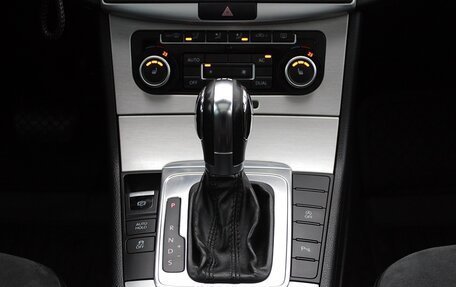 Volkswagen Passat B7, 2011 год, 899 000 рублей, 8 фотография