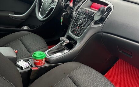 Opel Astra J, 2013 год, 1 075 000 рублей, 30 фотография