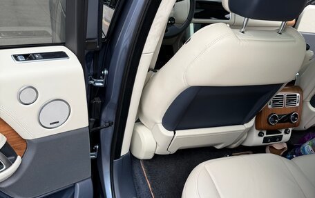 Land Rover Range Rover IV рестайлинг, 2022 год, 14 700 000 рублей, 16 фотография