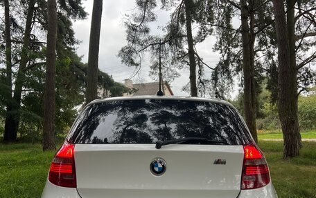 BMW 1 серия, 2007 год, 920 000 рублей, 2 фотография