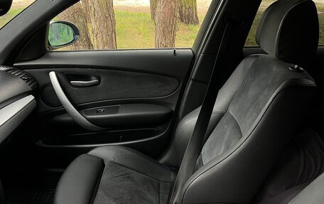 BMW 1 серия, 2007 год, 920 000 рублей, 18 фотография