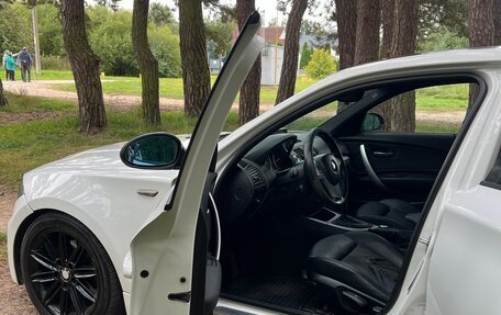 BMW 1 серия, 2007 год, 920 000 рублей, 19 фотография