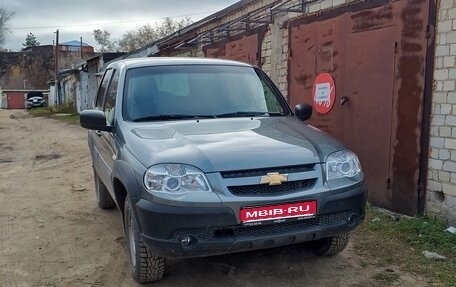 Chevrolet Niva I рестайлинг, 2019 год, 850 000 рублей, 1 фотография