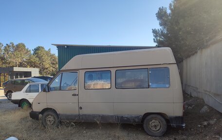 Renault Trafic, 1991 год, 220 000 рублей, 4 фотография