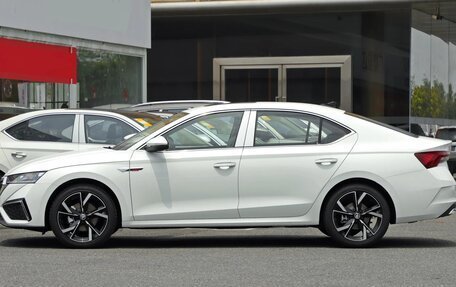 Skoda Octavia IV, 2025 год, 2 800 000 рублей, 4 фотография