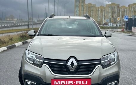 Renault Sandero II рестайлинг, 2021 год, 1 280 000 рублей, 2 фотография