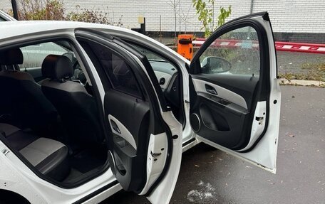 Chevrolet Cruze II, 2013 год, 985 000 рублей, 7 фотография