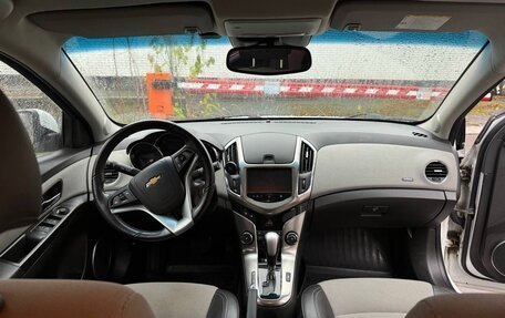 Chevrolet Cruze II, 2013 год, 985 000 рублей, 9 фотография