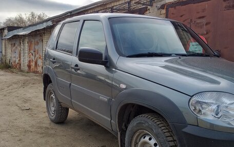 Chevrolet Niva I рестайлинг, 2019 год, 850 000 рублей, 6 фотография