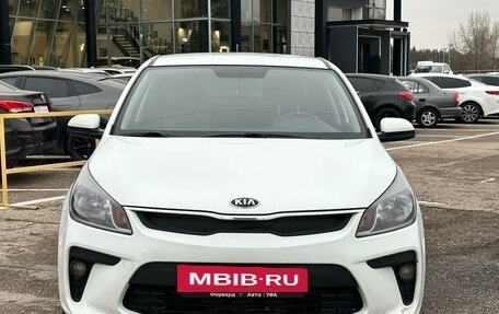 KIA Rio IV, 2018 год, 1 210 000 рублей, 2 фотография
