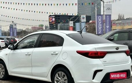 KIA Rio IV, 2018 год, 1 210 000 рублей, 4 фотография