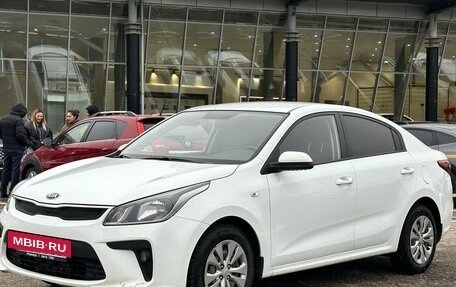 KIA Rio IV, 2018 год, 1 210 000 рублей, 3 фотография