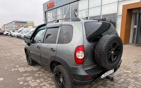 Chevrolet Niva I рестайлинг, 2018 год, 740 000 рублей, 7 фотография
